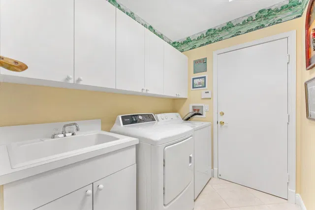 Woodfield Country Club Residence photo 38