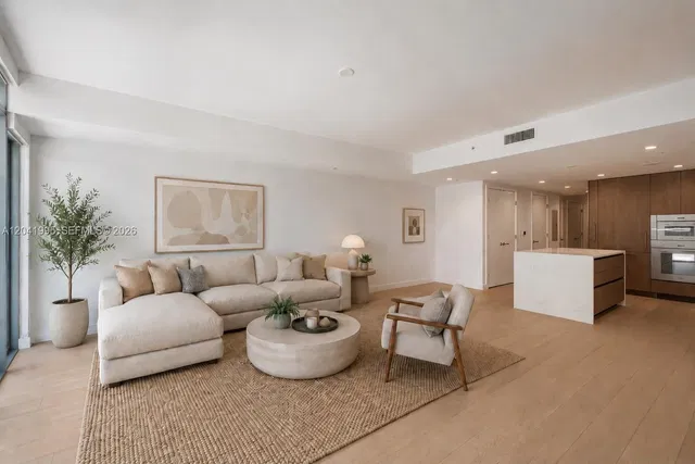 La Baia Bay Harbor Islands 210