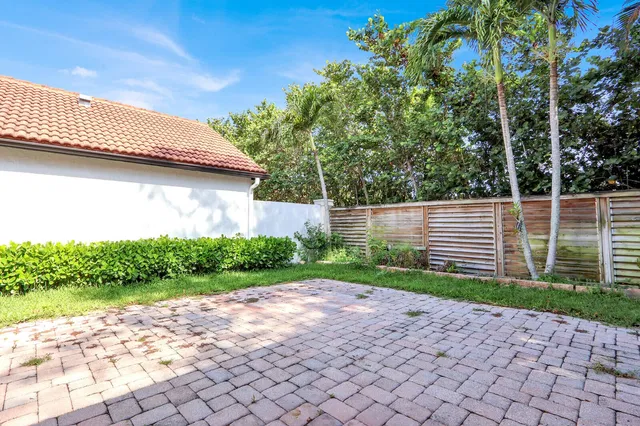 PGA National Palm Beach Gardens Residence photo 29