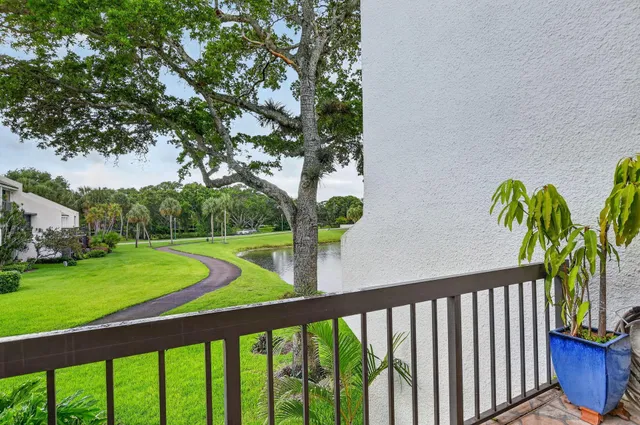 Boca West Country Club Residence photo 13