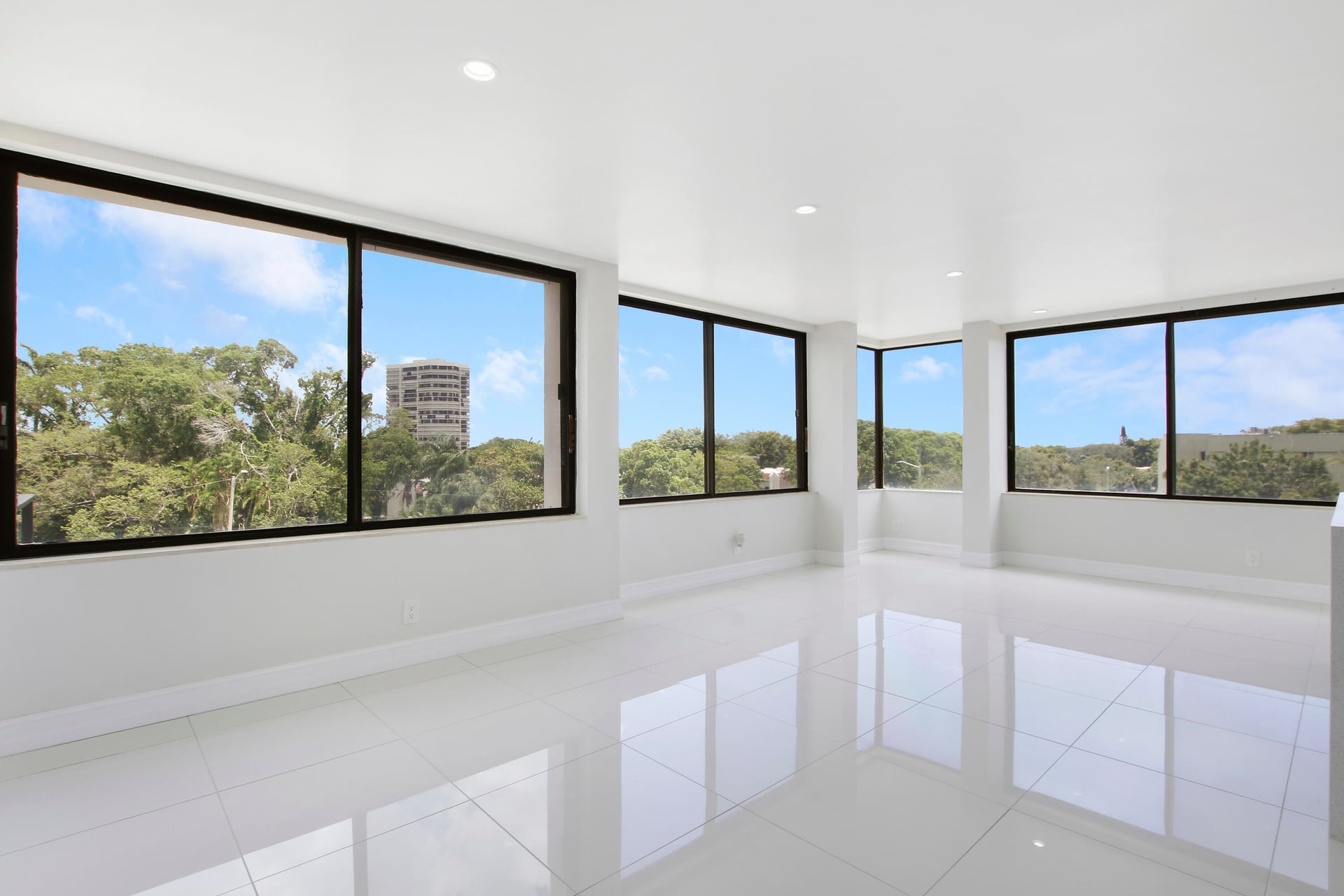 Presidential Towers Unit 404 photo 6