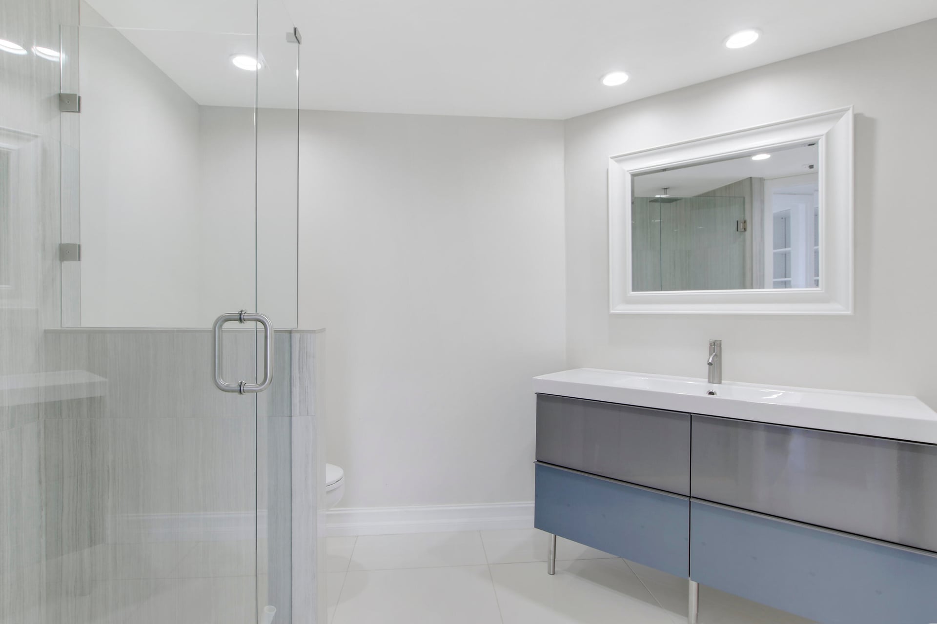 Presidential Towers Unit 404 photo 18