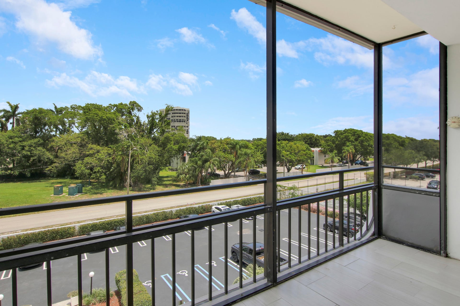 Presidential Towers Unit 404 photo 24