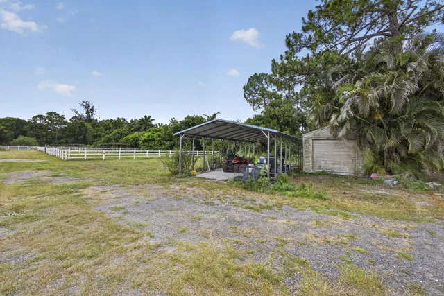 Residence photo 45