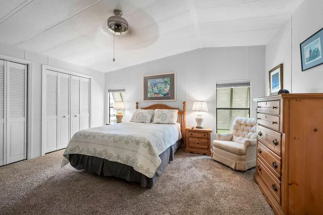 Residence photo 24