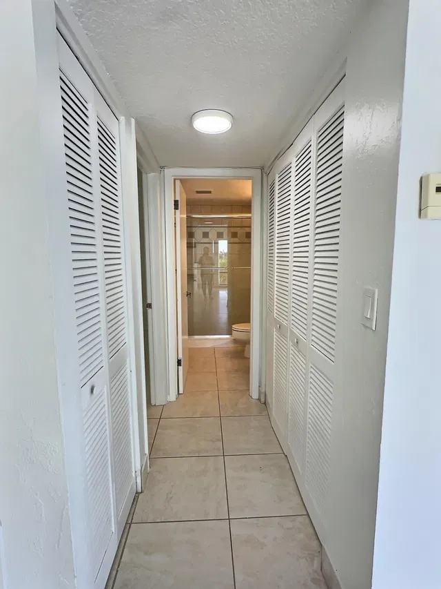Unit 407 photo 11