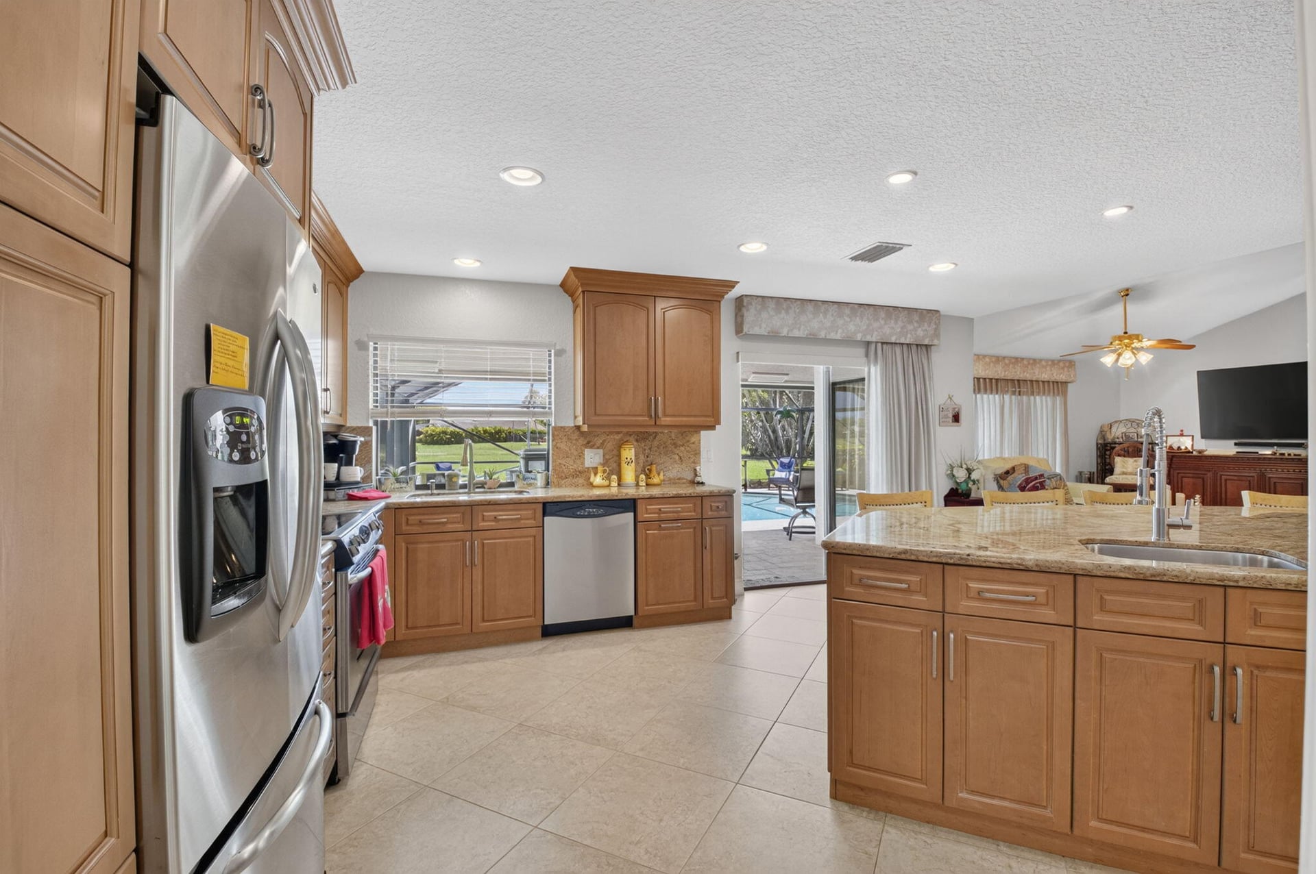Boca Isles Residence photo 15