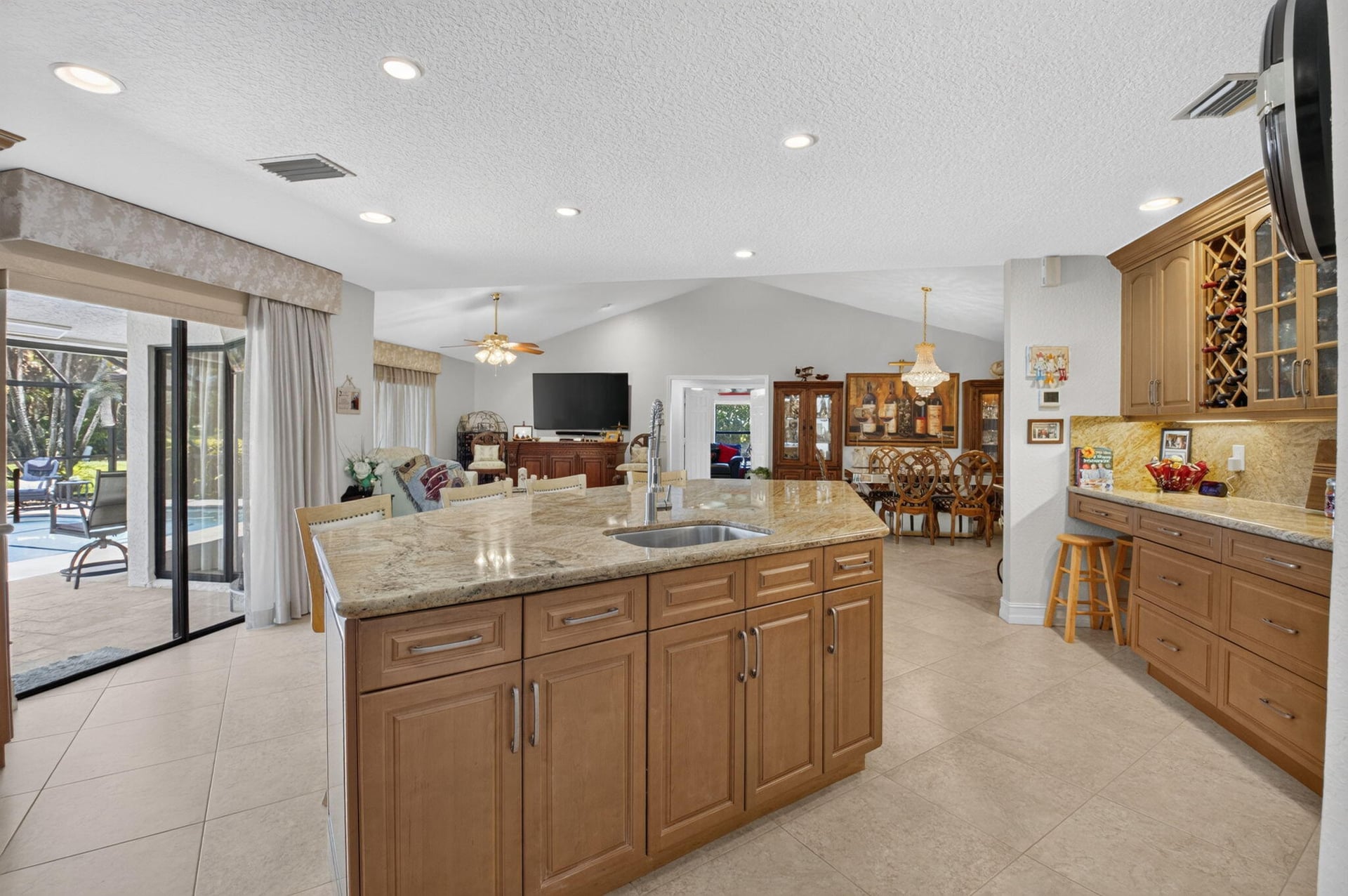 Boca Isles Residence photo 16