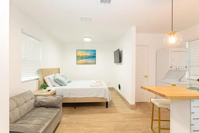  Residence photo 12