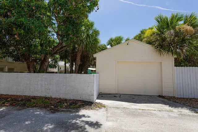  Residence photo 29