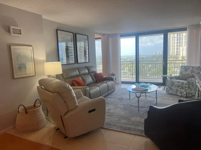 Singer Island Unit 803 photo 8