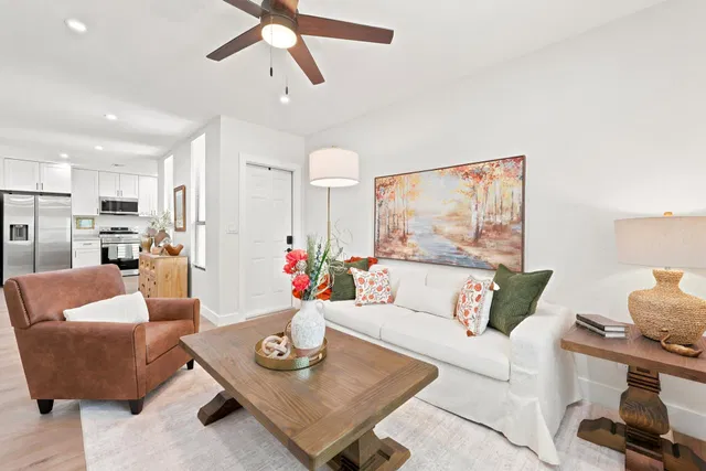 West Palm Beach Residence photo 8