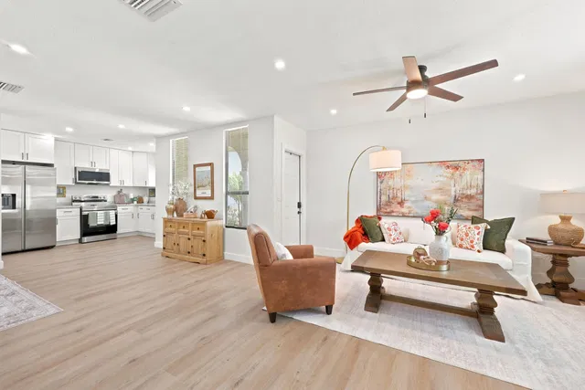West Palm Beach Residence photo 12