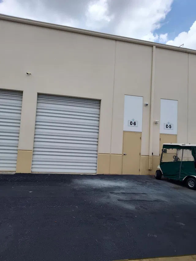 Unit C-6 photo 3