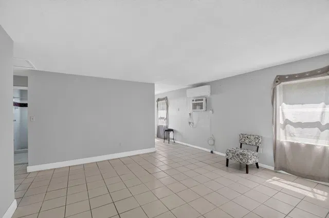  Residence photo 10