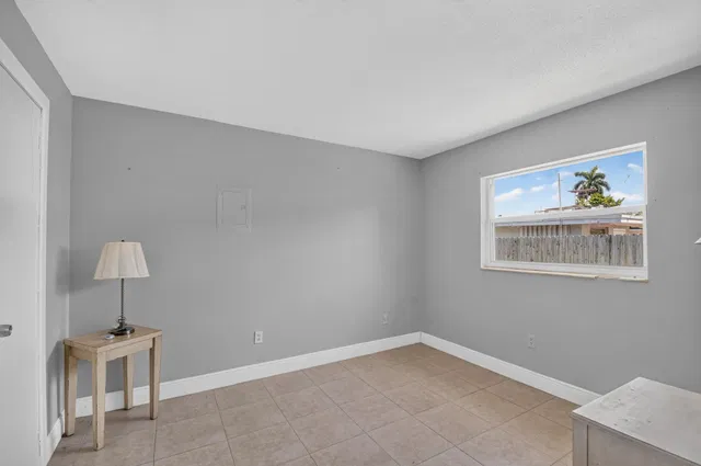 Residence photo 23
