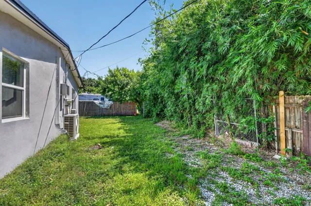  Residence photo 26