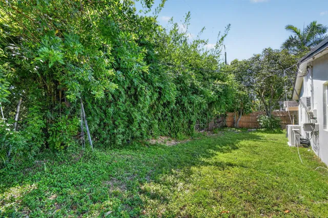  Residence photo 29