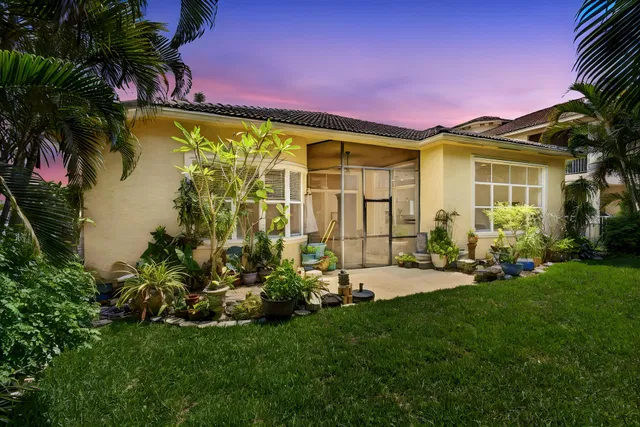 Residence photo 3