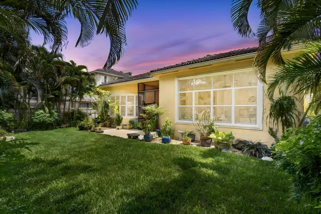 Residence photo 5