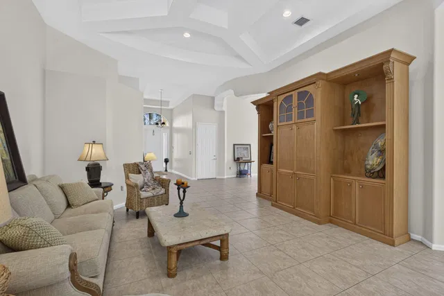 Residence photo 10
