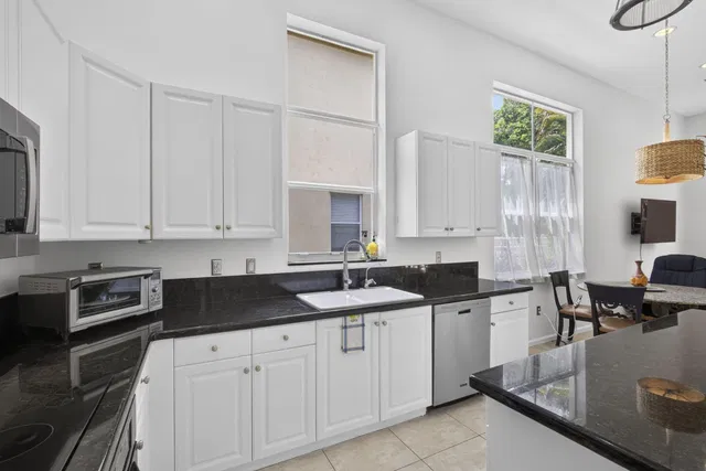 Residence photo 27