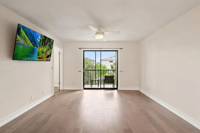  Unit 203 photo 12