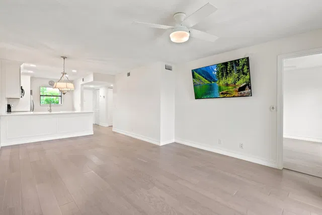  Unit 203 photo 15