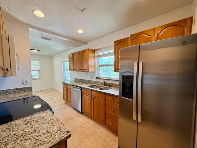 Residence photo 9