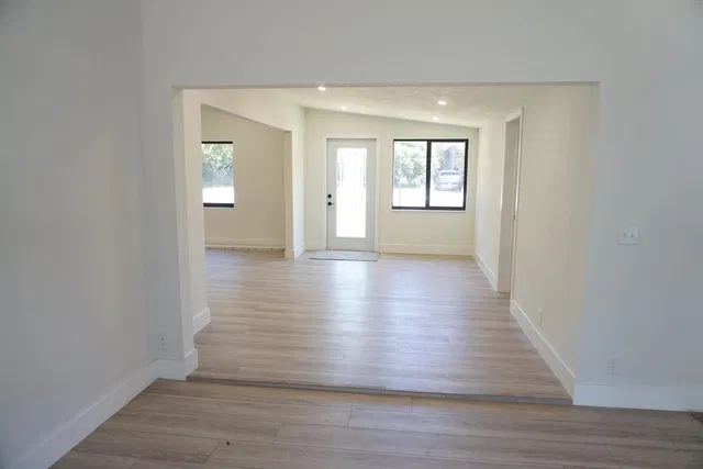 Residence photo 3