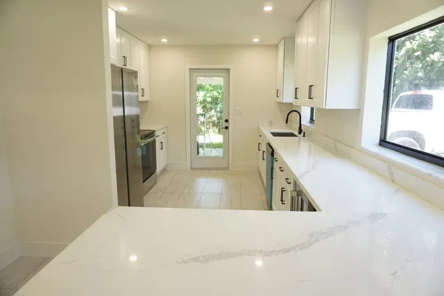 Residence photo 14