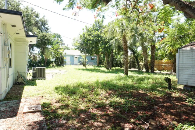 Residence photo 25
