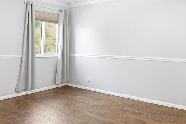 Unit L204 photo 12