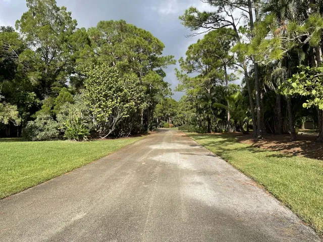 Residence photo 10