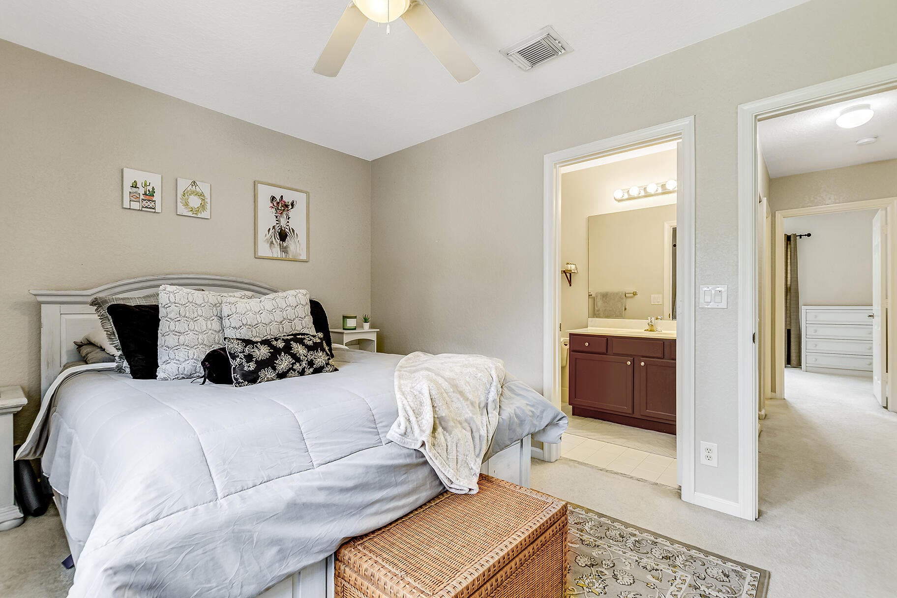 Residence photo 23