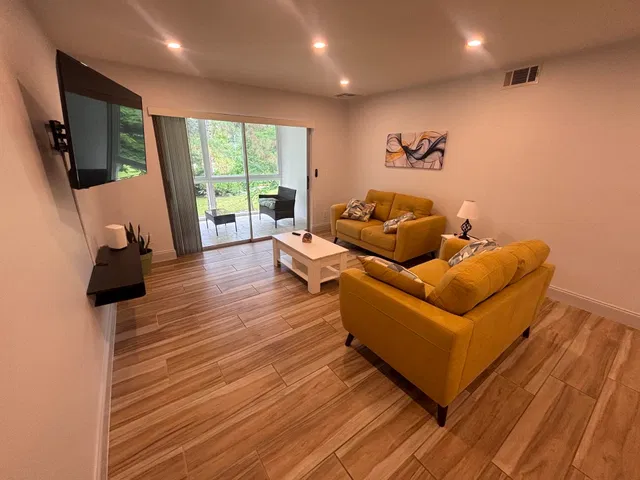Unit 58-5 photo 12