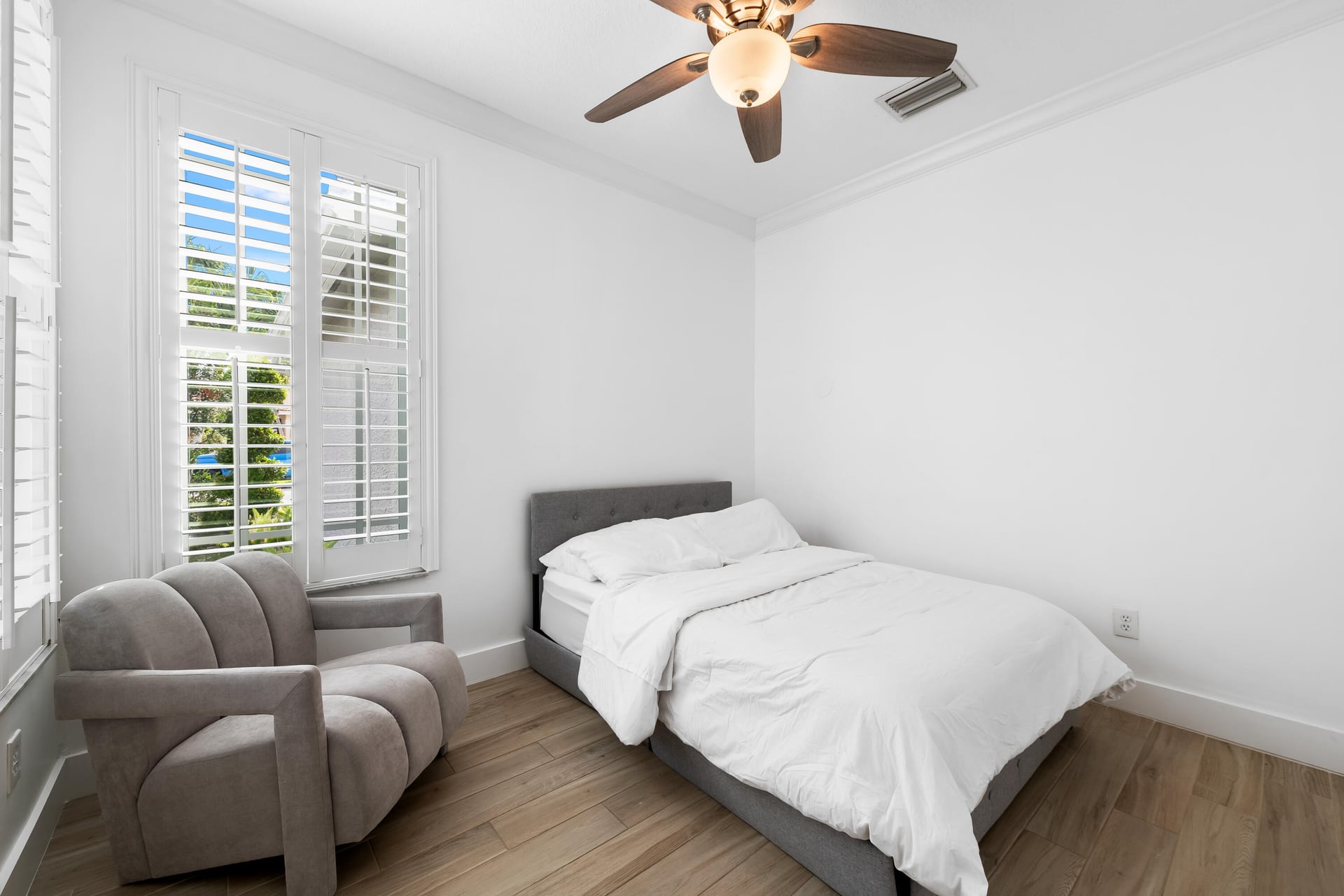  Residence photo 15