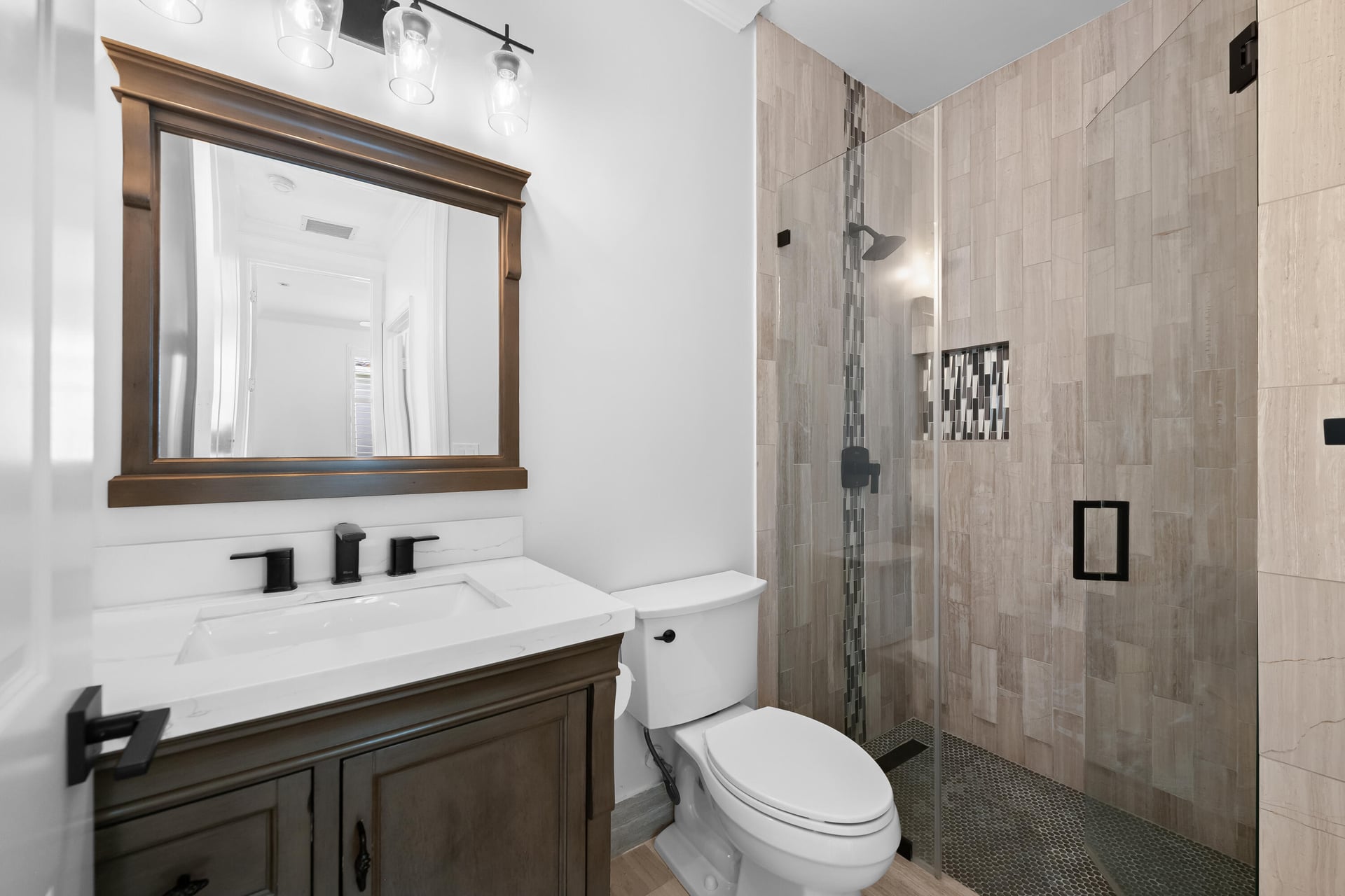  Residence photo 17