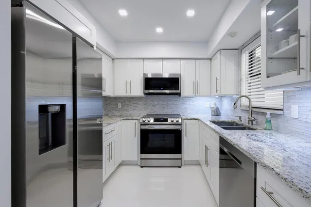  Residence photo 5