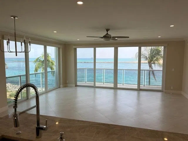 Singer Island Unit 312 photo 5