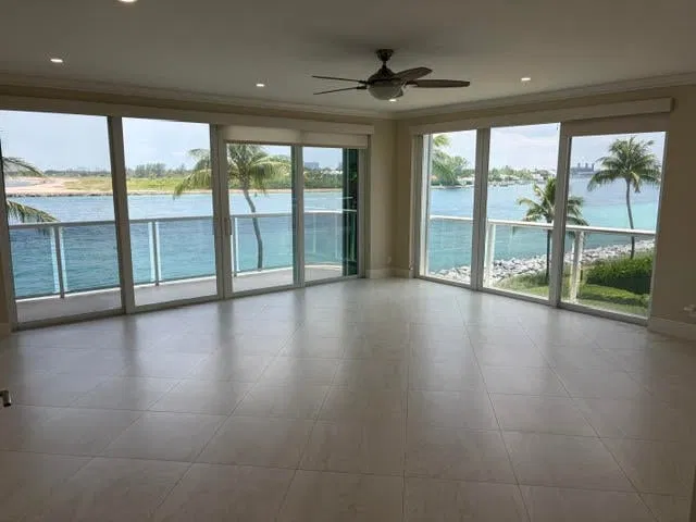 Singer Island Unit 312 photo 8