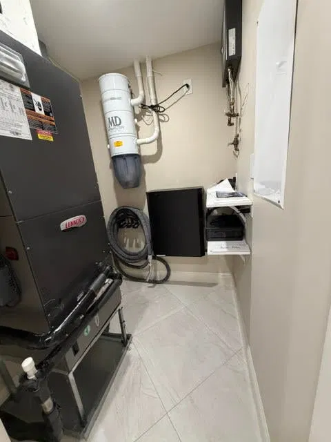 Singer Island Unit 312 photo 21