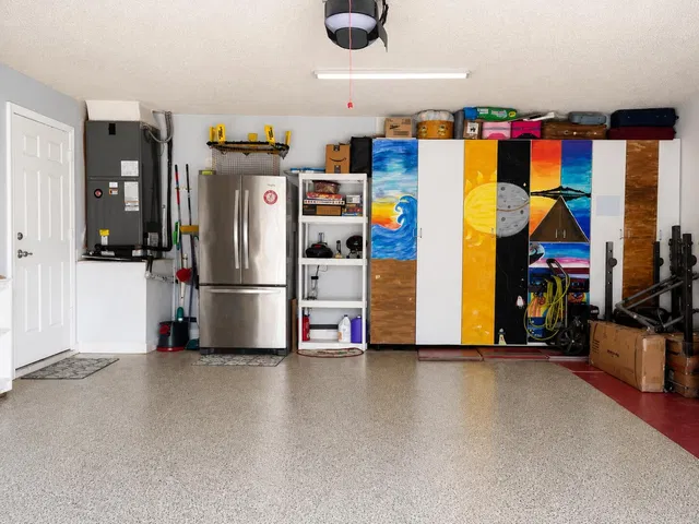  Residence photo 8