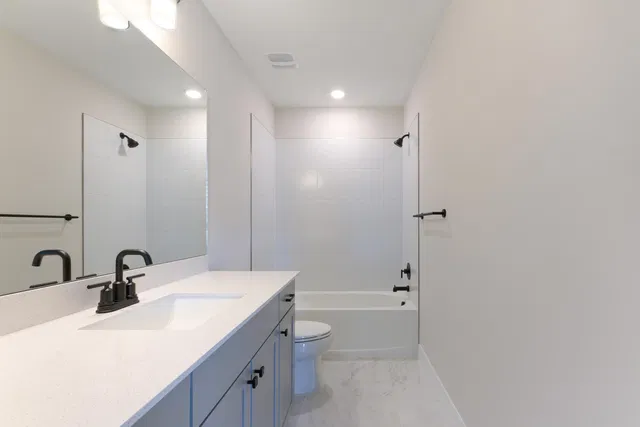Residence photo 24