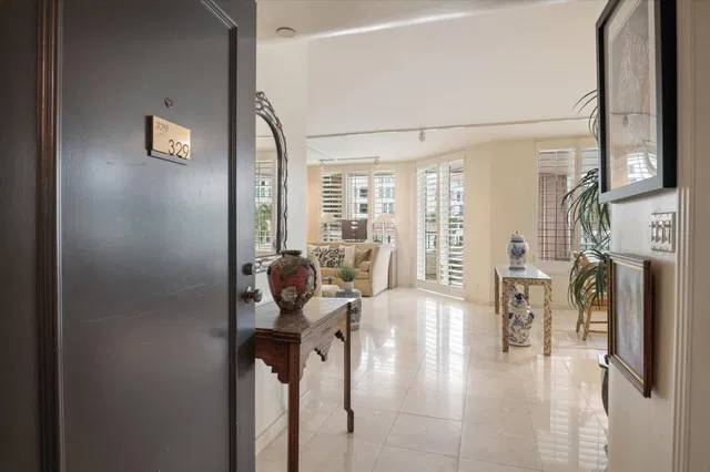 Boca Raton Unit 329 photo 2