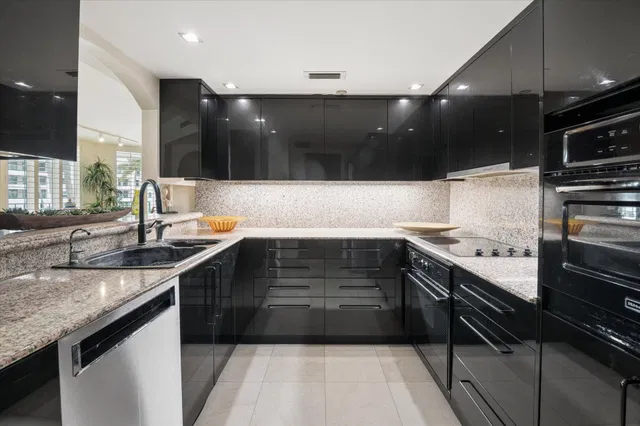 Boca Raton Unit 329 photo 5
