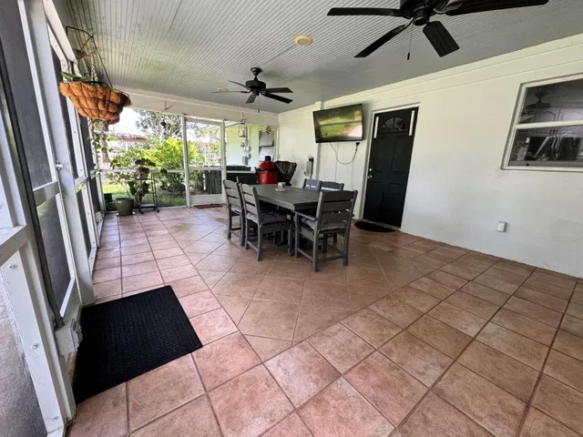 Residence photo 25