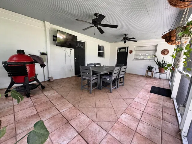  Residence photo 26