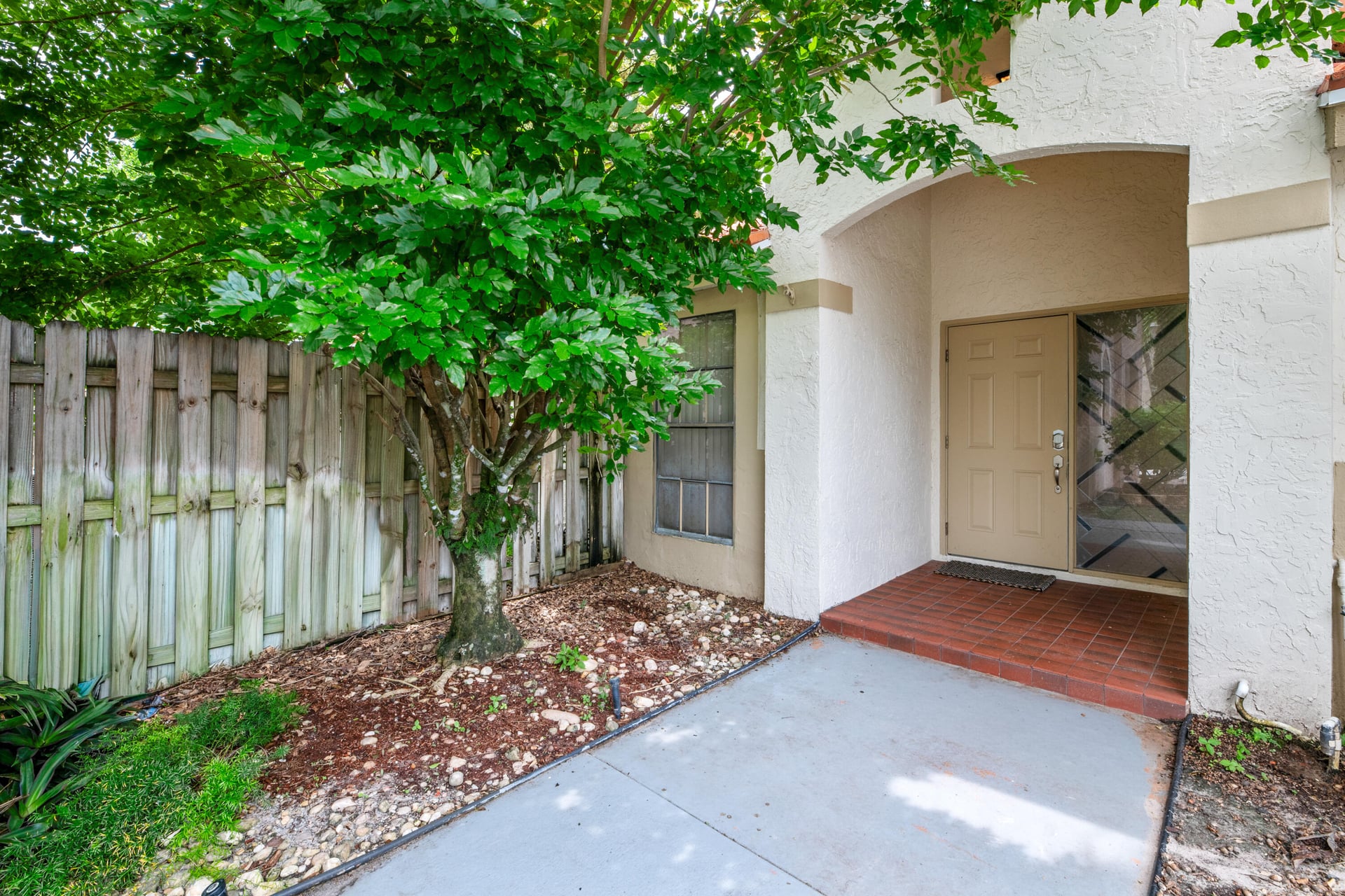 Residence photo 12