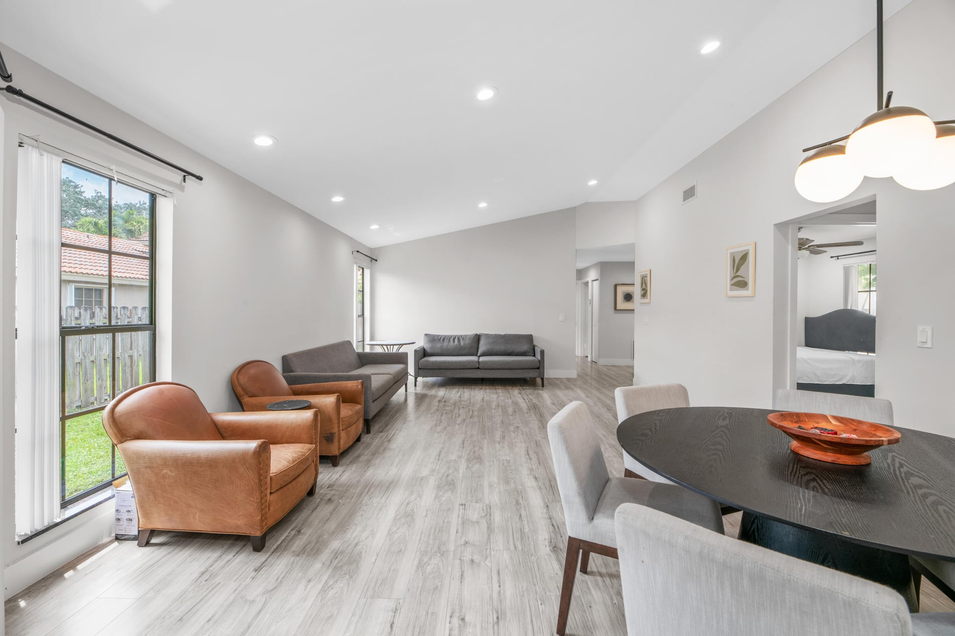 Residence photo 17